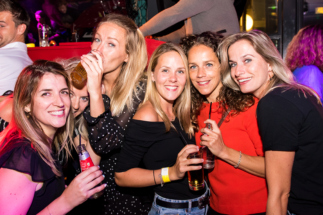 Feesten-bij-Freaky-Piano-Bar